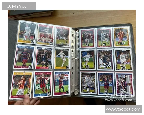 全新四人模板足球球星卡限量版发布,带你体验足球激情与收藏乐趣 全新四人模板足球球星卡限量版发布,带你体验足球激情与收藏乐趣