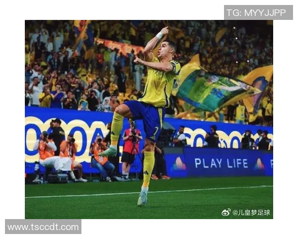 外国足球球星带领球队赢得荣耀的精彩时刻分析