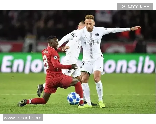 欧冠赛事专用足球星星图案设计创新与全球影响力分析